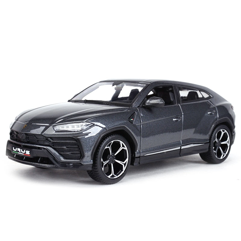 Maisto 1:24 Lamborghini Urus SUV Car Red Static Die Cast Vehicles Collectible Model Car Toys