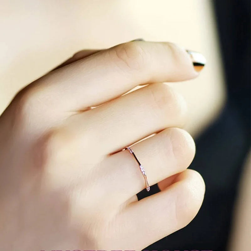Hot Couple Simple Crystal Ring Cute Fine Tiny Zircon Classical Women Tail Rings Lovers Gold Silver Color Wedding Ring Jewelry