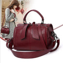 2021 New Women Leather Crossbody Bag Small Messenger bags Lady Cute Handbags Girls Shoulder Bag bolsas Sac A Epaule Black Brown