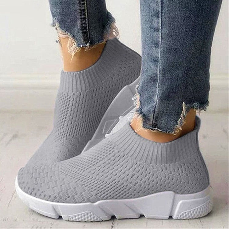 Women Shoes Slip On White Sneakers For Women Vulcanize Shoes Basket Femme Super Light Women Casual Shoes Chunky Sneakers