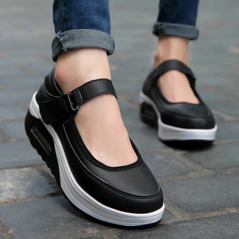 SRTONGSHEN Women Shoes Fashion Breathable Walking Mesh Flat Shoes Sneakers Women Summer Rocking Shoes Black Ladies Shoe