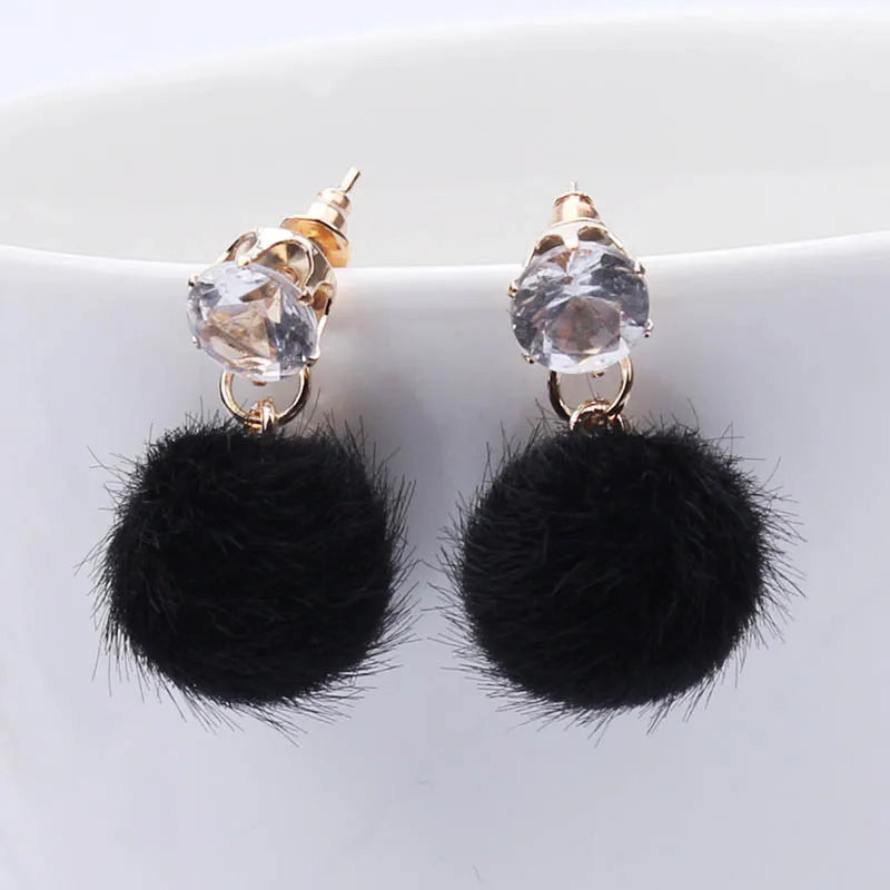 New Temperament Short Stud Earrings Wild Simple Bobo Ball Female Models Earrings For Women Jewelry brincos bijoux