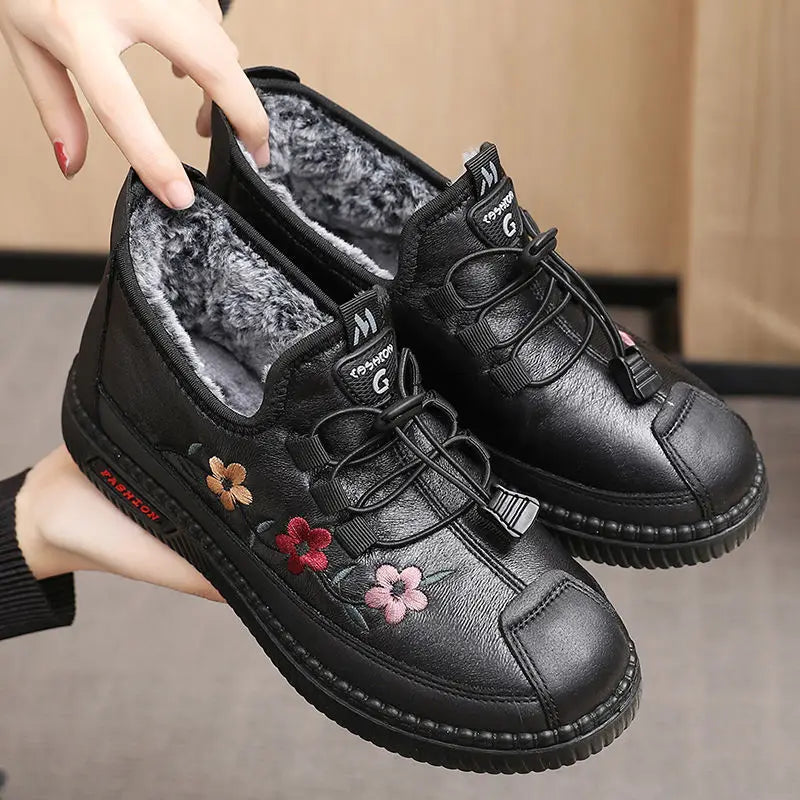 Black Emboridery Floral Fur Loafers Women Cozy Outdoor Trekking Shoes Ladies Mom Granny Warm Soft Moccasins Feamle Plush Sneaker