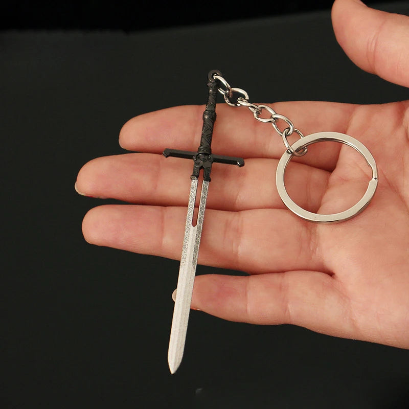 New Baldur Gate 3 Heros Weapon Keychains Metal  Great Sword Model Backpack Pendant Anime Game Decoration Friends Gifts