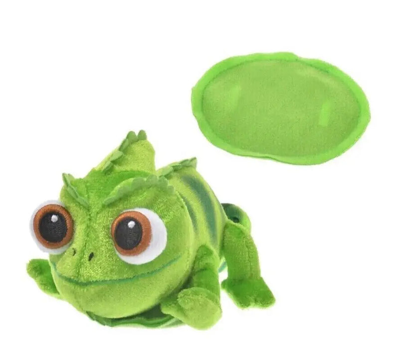 Disney Parks Tangled Pascal Shoulder Pal Magnet Magnetic Plush Toy Rapunzel