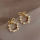 Round Wreath Bow Pearl Stud Earrings Elegant Trend Fashion Korean Women Jewelry Simple Pearl Stud Earrings Small Zircon Ear Clip