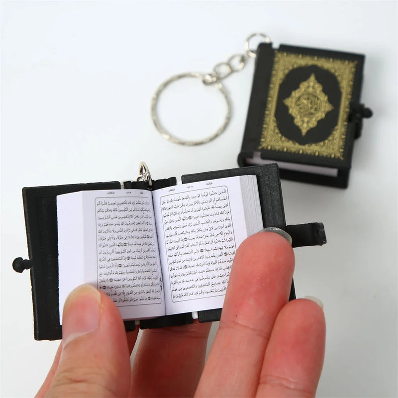 1Pcs New Muslim Keychain Resin Islamic Mini Ark Quran Book Real Paper Can Read Pendant Key Ring Key Chain Religious Jewelry