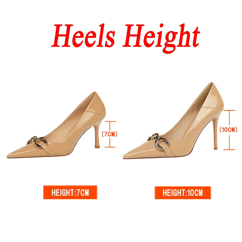 Women 7cm 10cm High Heels Wedding Replica Pumps Lady Luxury Designer Metal Chain Buckle Low Heels Stiletto Nude Green Prom Shoes