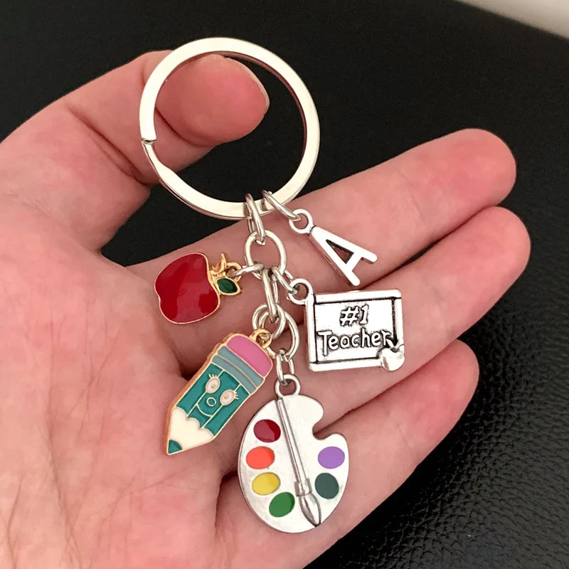 A-Z letter handmade color palette pen holder keychain, teacher keychain, key ring, teacher's day gift, handmade jewelry。