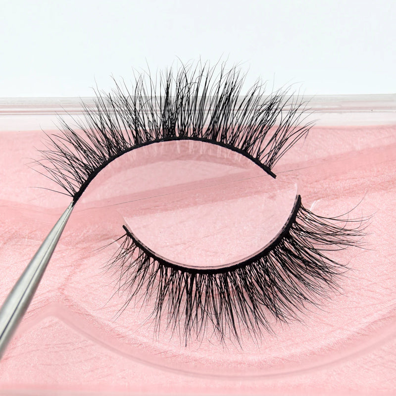 Visofree Half Mink Lashes Make Up False Eyelashes Hand Up Natural Long Mink Lashes Cruelty Free Crisscross Mink Fake Eyelashes