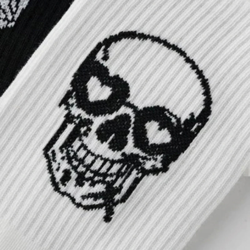 5/10 Pairs Men Skull Pattern Fashion Versatile Crew Socks, Halloween Dy, For Daily Life