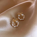 Round Wreath Bow Pearl Stud Earrings Elegant Trend Fashion Korean Women Jewelry Simple Pearl Stud Earrings Small Zircon Ear Clip