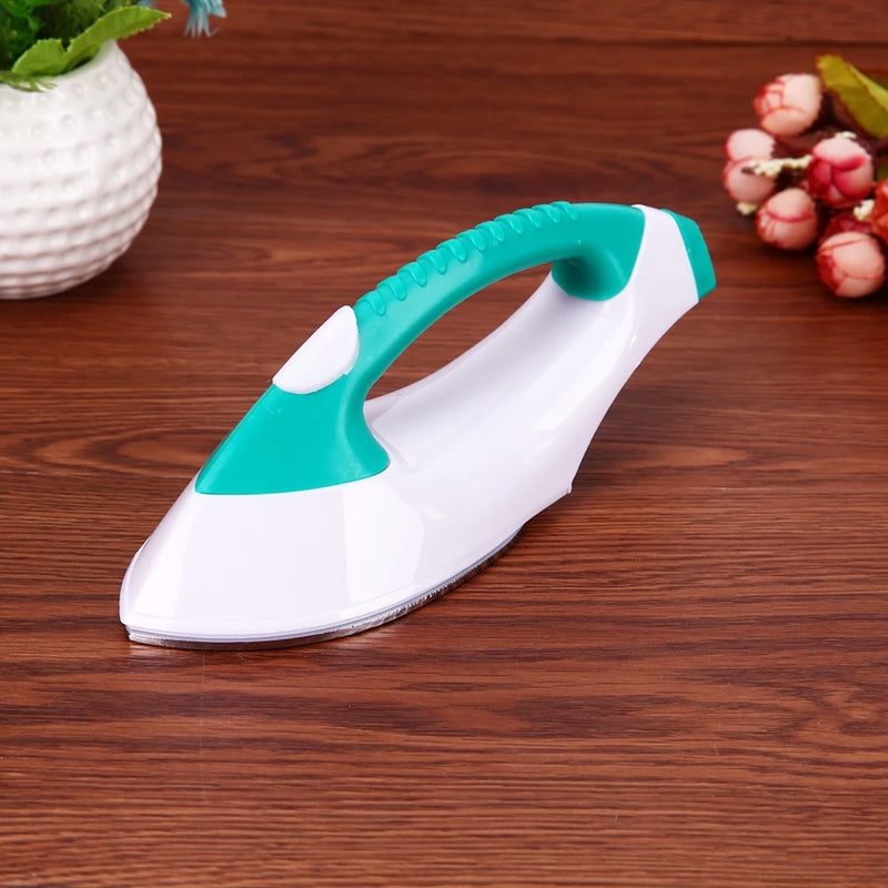 Mini Electric Steam Iron Portable ABS Handheld Steamer Professional Micro Steam Iron 18x7.8x6.8cm For Home Travelling