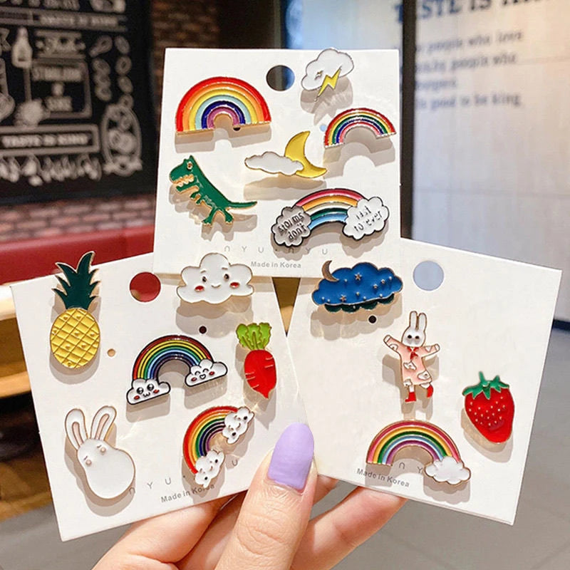 10Pcs/30Pcs Random Badges Personalized Cute INS Pins Badge Brooches Accessories Cartoon Clothes Bag Pin Metal Small Jewelry Gift