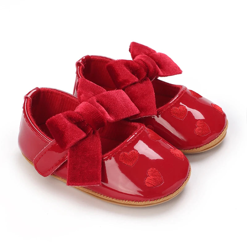 Spring and Autumn New Newborn Girl Infant Anti slip Walking Shoes, Girl Baby Red Comfortable Rubber Sole Bow Shoes Walking Shoes