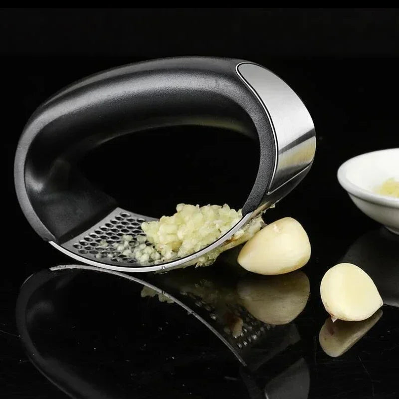 Stainless Steel Garlic Press Manual Garlic Maker Kitchen Multifunctional Household Shoot Garlic Crush Squeeze Garlic Tools