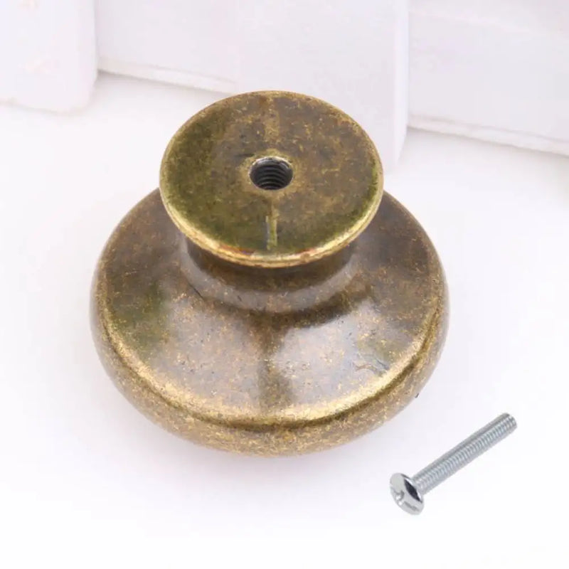 Antique Brass Round Skull Cupboard Closet Window Knob Metal Pull Handles Drawer Door Wardrobe Cabinet Knobs Furniture Hardware