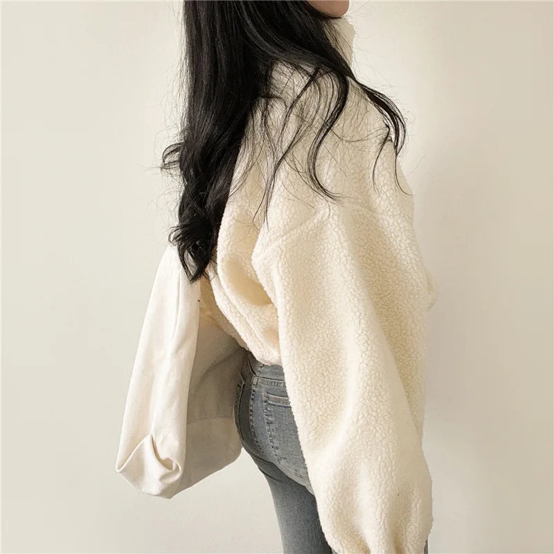 Design sensitive short standing collar warm imitation lamb wool jacket for women's new loose and versatile zipper cardigan top