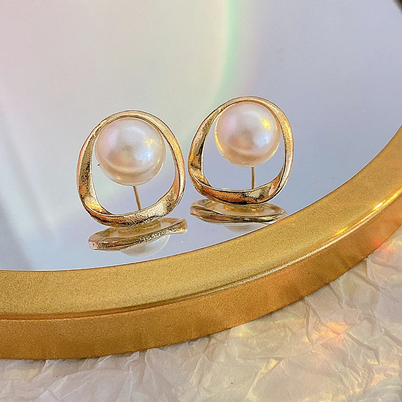 17KM 2Pcs Korea Pearl Earrings Set Irregular Dangle Earrings Heart Jewerly for Women Trendy Fashion Girls Wedding Gift 2022