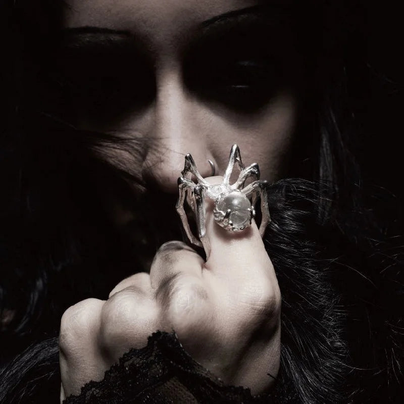 Gothic Crystal Ball Halloween Spider Finger Ring for Women Men Couple Unique Punk Jewelry Animal Party Daily Gift Accessories