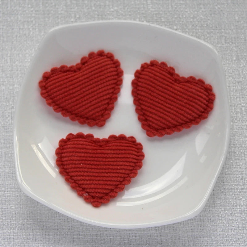 50pcs 21x25/32x37mm Padded Corduroy Fabic Heart Appliques for DIY Hat Clothes Leggings Sewing Supplies Headwear Decor Patches