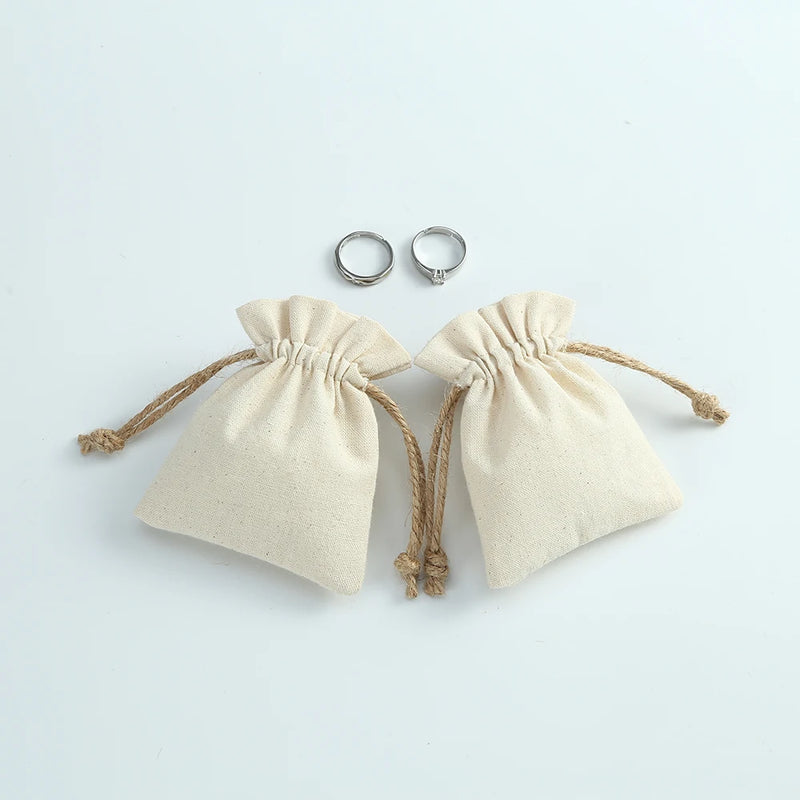 50pcs Cotton Burlap Jewelry Bag Small Nature Canvas Bags for Necklace Earring Ring Pouch Wedding Christmas Party Candy Gift Bag