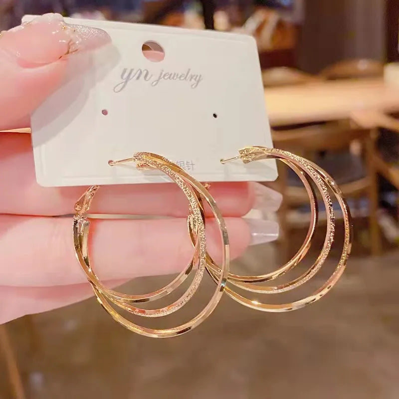 Jea. Angel 2022 New Trendy Simple Multiple Hoop Earrings For Woman Girls Geometric Irregular Fashion Earrings Party Jewelry