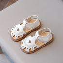 Kid Shoe Girl Soft Soles Casual Shoe Fashionable Princess Shoes New Flower Embroidery Beach Shoes Love-Shape Girl Sandals 2024