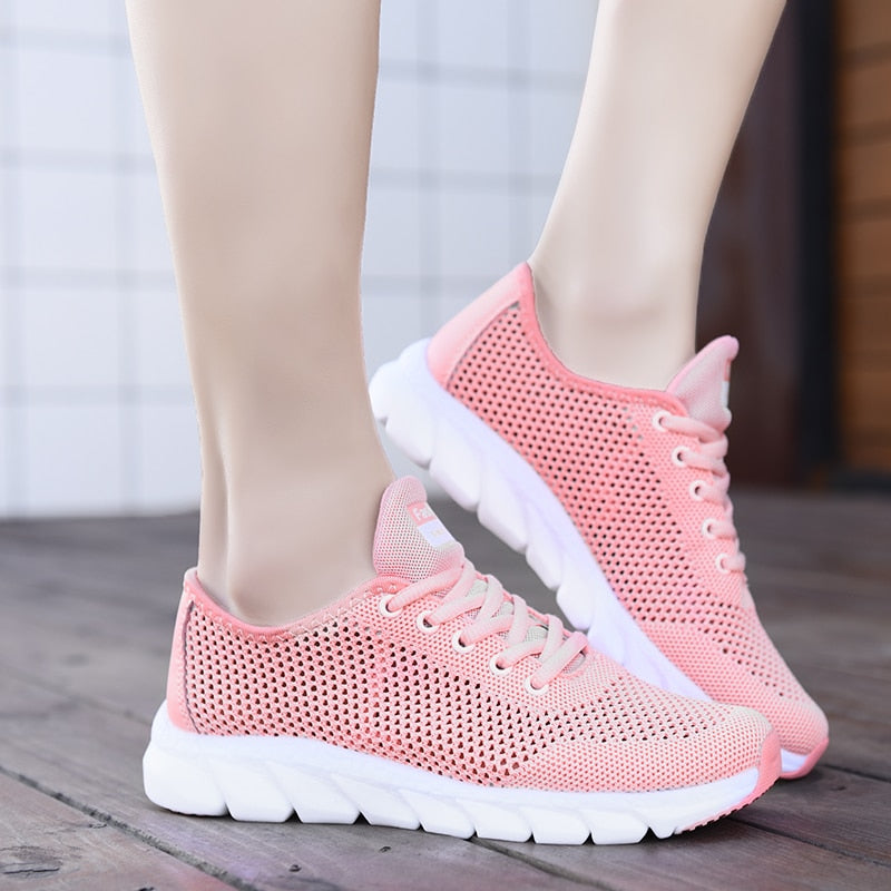 New Mesh Women Sneakers Breathable Flat Shoes Women Lightweight Sports Shoes Non-slip Running Footwear Zapatillas Mujer Casual