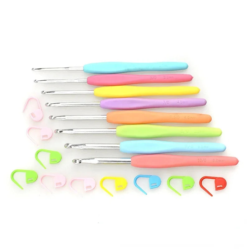 New8Pcs Mix Size Crochet Hook 2.5mm to 6.0mm Aluminum Crochets TPR Soft Handle DIY Knitting Needles Sets Sewing Tool Accessories