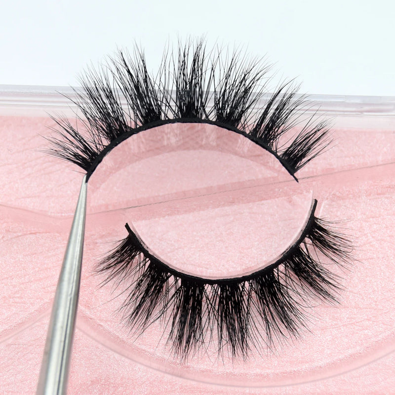 Visofree Half Mink Lashes Make Up False Eyelashes Hand Up Natural Long Mink Lashes Cruelty Free Crisscross Mink Fake Eyelashes