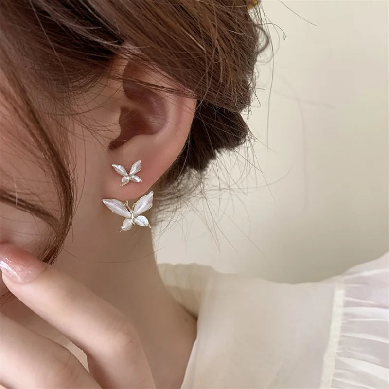 Woman's Unique Butterfly Flower Epoxy Earrings Metal Minist Stud Earrings Lightning Shape Exquisite Daily Jewelry Simple Style