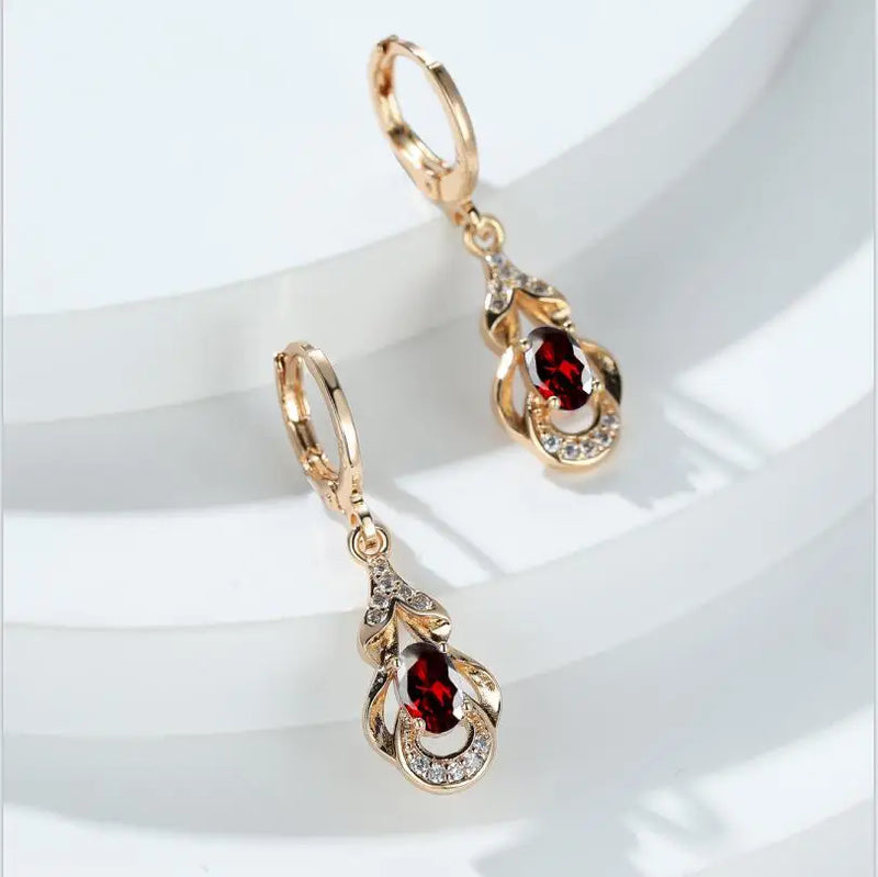 Trendy Luxury Rainbow Crystal Hoop Earrings Dainty Champagne Gold Color Stud Earrings For Women Engagement Wedding Jewelry Gift