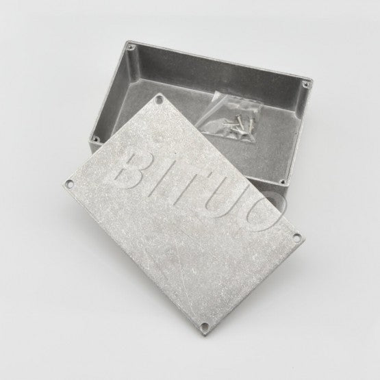 Caja de aluminio duro 1590BBS