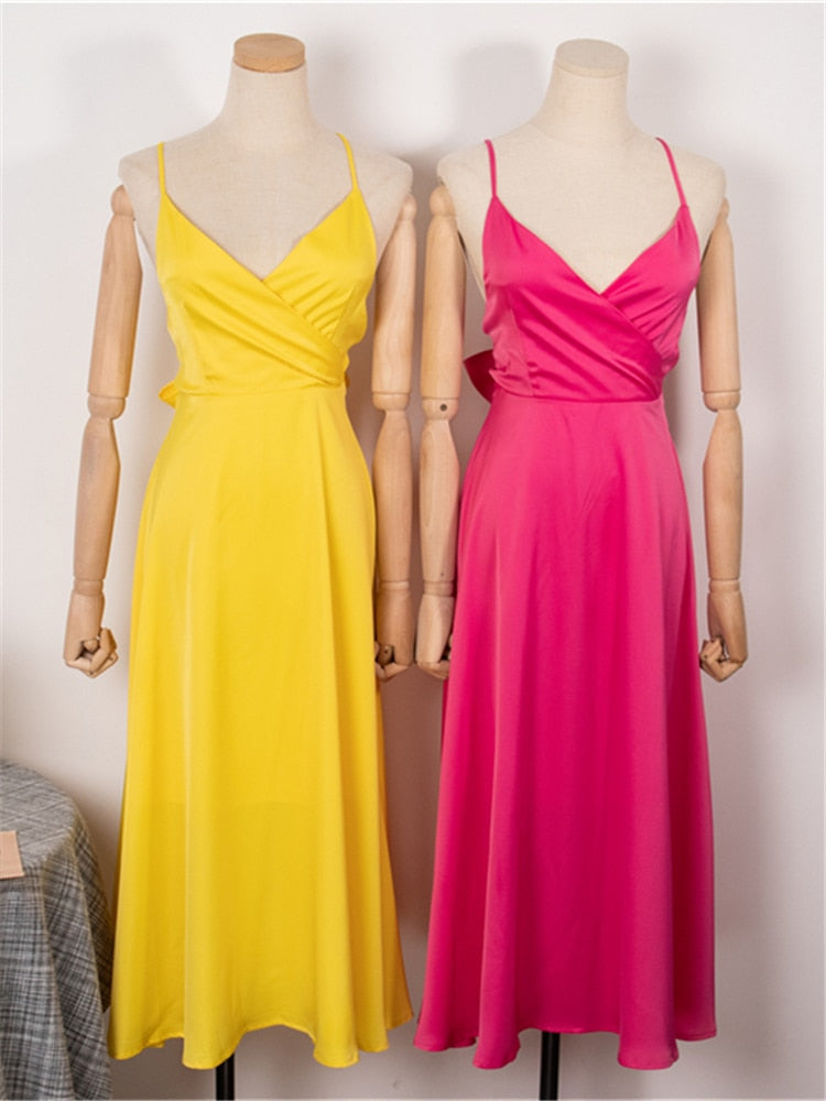 Colorfaith New 2022 Sommerkleid mit Neckholder-Oberteil, trägerlos, rückenfrei, sexy Satin, Retro-Frauen, Frühling, Sommer, reine Kleider DR2019