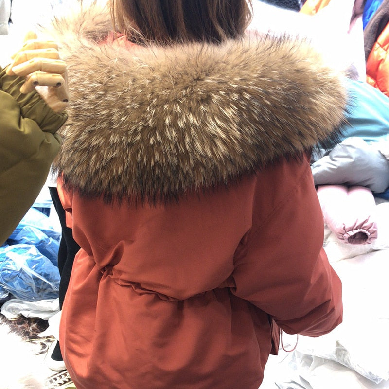 Janveny enorme cuello de piel de mapache con capucha 2021 corto mujer invierno pluma abajo abrigo mujer 90% pato abajo chaqueta invierno Puffer Parka