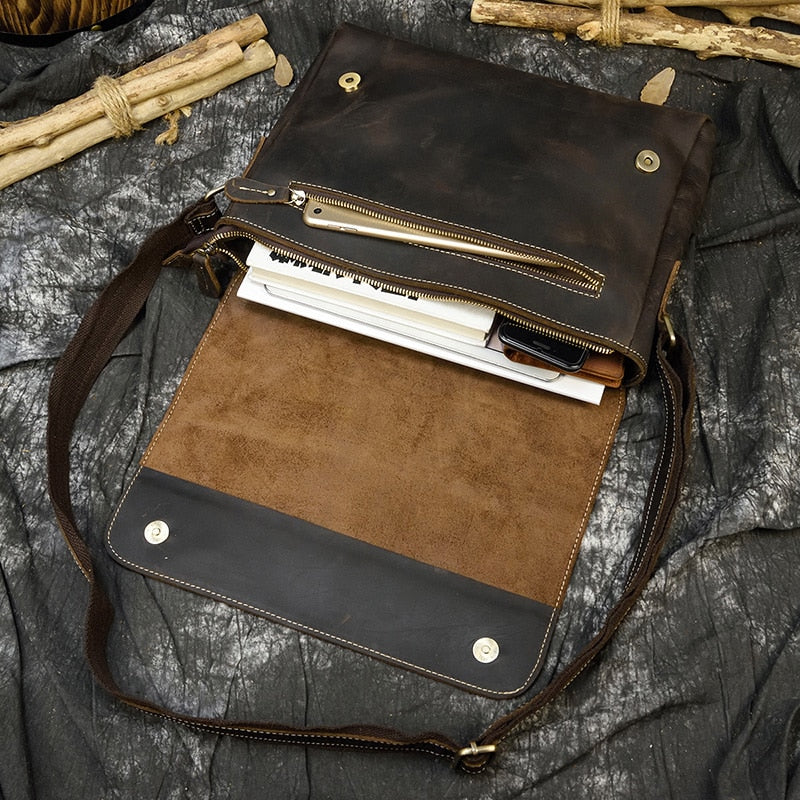 Herren echtes Leder Umhängetasche A4 Vintage Crazy Horse Leder Umhängetasche Rindsleder Magnetklappe Laptop Umhängetasche