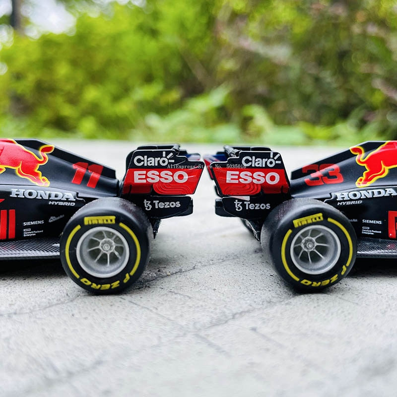 Bburago 1:43 2021 F1 Red Bull Racing RB16B 33# Verstappen 11# Sergio Perez Formel-1-Simulationslegierung, Super-Spielzeugautomodell