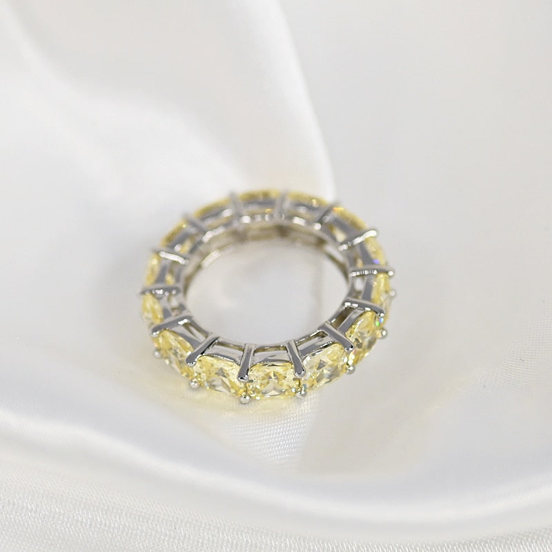 OEVAS 100% 925 Sterling Silber funkelnd 1 Reihe voll 5 * 5 mm Diamant-Fingerringe mit hohem Kohlenstoffgehalt für Frauen, Hochzeit, feiner Schmuck