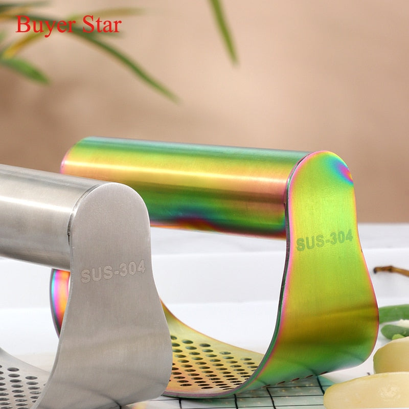 2 in1 Gold Stainless Steel Garlic Press Rolling Crusher Tools Kitchen Gadget Metal Bottle opener triturador de alho чеснокодавка