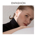 ENFASHION Curve Line Ear Cuff Clip en pendientes para mujer Color dorado grandes Earcuff pendientes sin Piercing joyería Kolczyki E1124