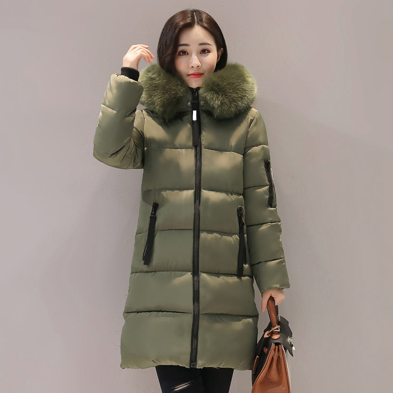 2021 neue lose lange Damen Winterjacke mit Kapuze und Pelzkragen warmer dicker Parka Baumwolle gepolsterte weibliche Mode Damen Mantel Parkas