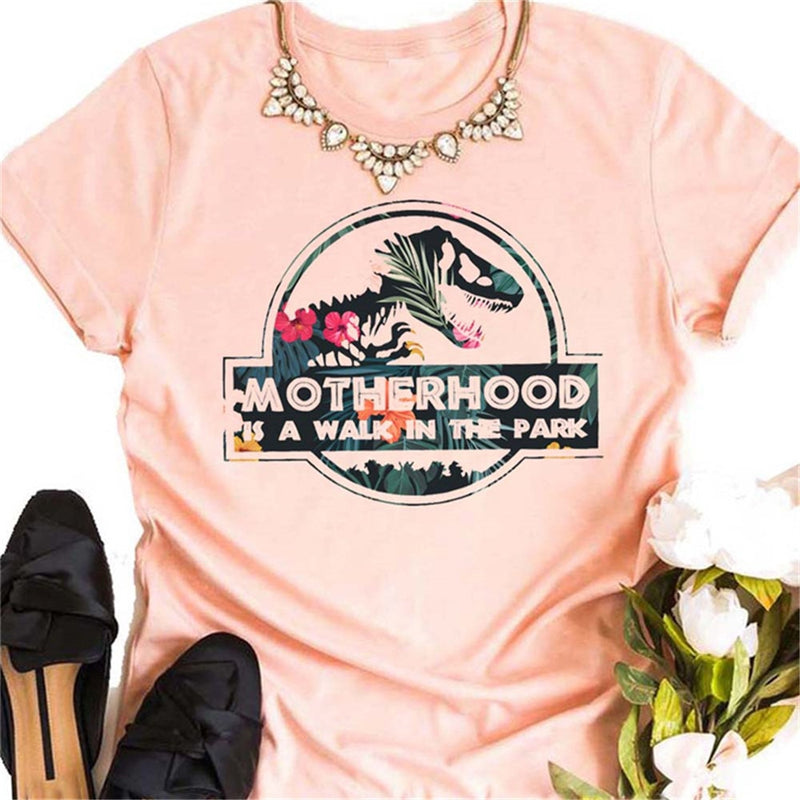 La maternidad es un paseo por el parque, camiseta con estampado de letras Harajuku para mujer, bonita camiseta gráfica con cabeza de dinosaurio, camiseta Vintage para mujer