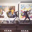 Modern Art Banksy Flower Bomber Resin Figurine England Street Art Sculpture Statue Bomber Polystone Figure Collectible Art