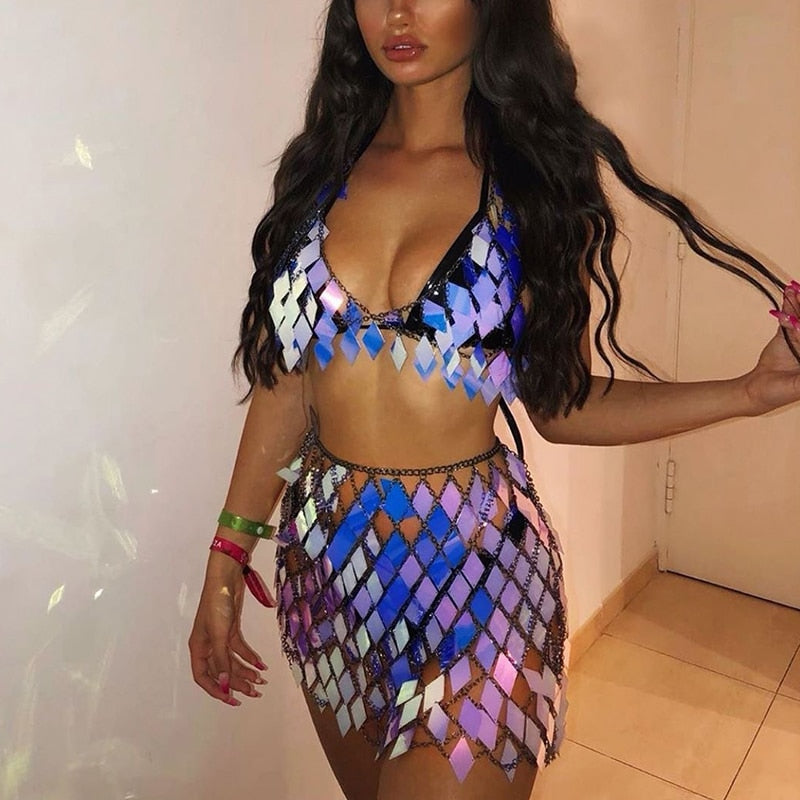 Glisten Rhombic Sequins Conjunto de dos piezas Hollow Out Metal Chain Crop Tops Mini falda sexy Summer Rave Festival Lady Outfits