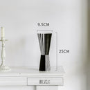 Jarrón de cerámica blanco y negro creativo nórdico, arreglo floral de estilo abstracto, adorno artesanal retro clásico para el hogar