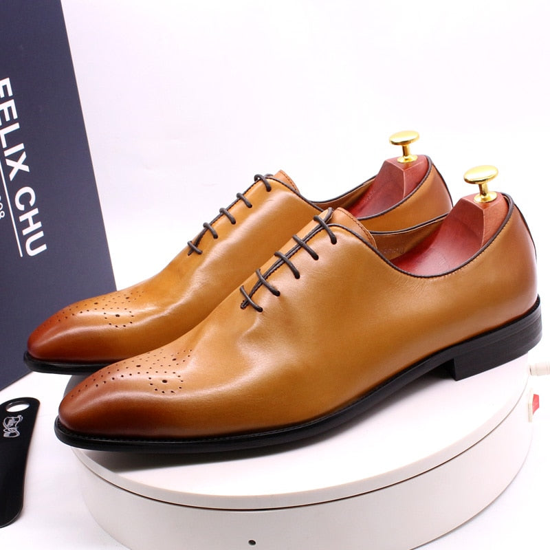 Luxury Brand Mens Oxford Shoes Genuine Leather Classic Whole Cut Lace Up Wedding Dress Brogue Business Office Shoes for Men