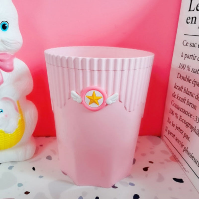 Cubo de basura rosa creativo Anime Card Captor Sakura cubo de basura de plástico Kawaii dibujos animados hogar Oficina escritorio cesta de almacenamiento de basura nuevo