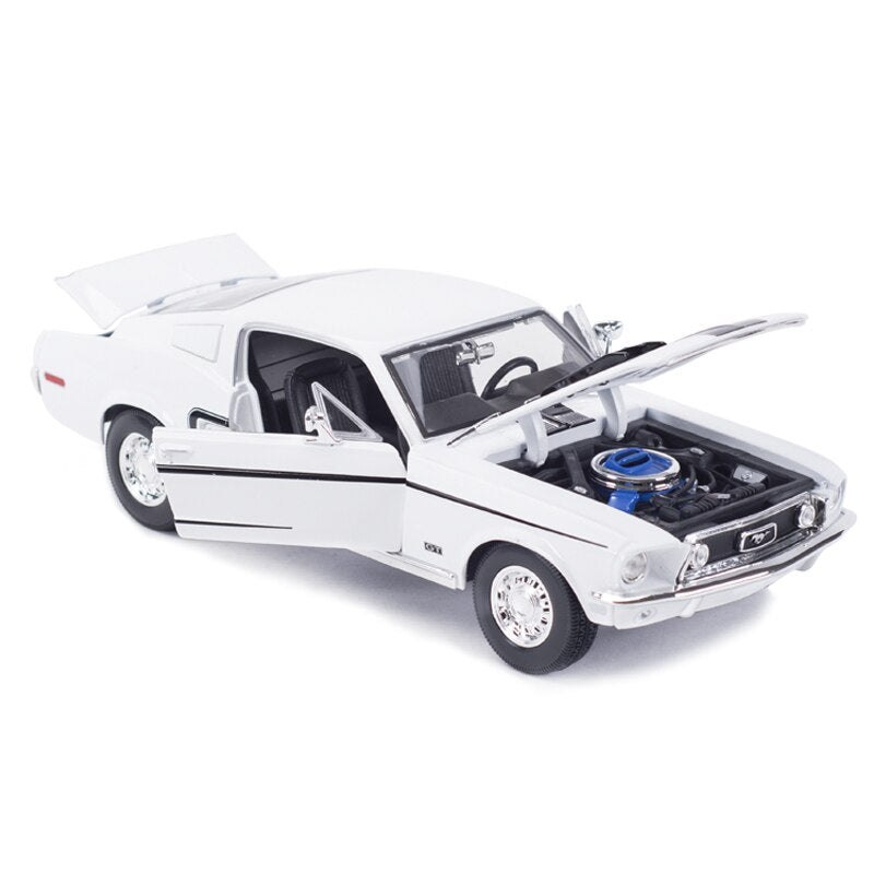 Maisto 1:18 1968 Ford Mustang GT Cobra Jet Sportwagen Statische Simulation Druckgussfahrzeuge Sammlermodell Auto Spielzeug