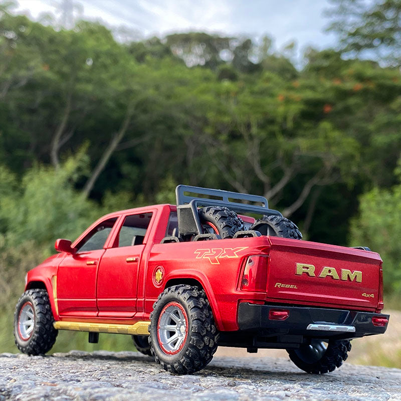 1:32 modelo de coche de aleación de simulación nuevo Dodge Ram TRX Pickup modelo de coche de Metal sonido y luz tirar hacia atrás niños juguete coche regalos